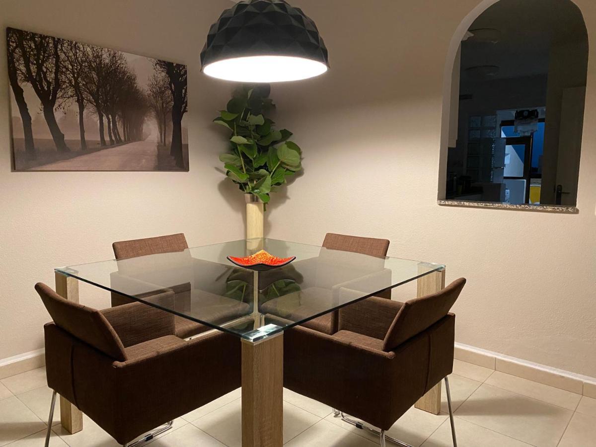 Juangy'S Apartments In Las Adelfas Golf Del Sur 산미겔데아보나 외부 사진