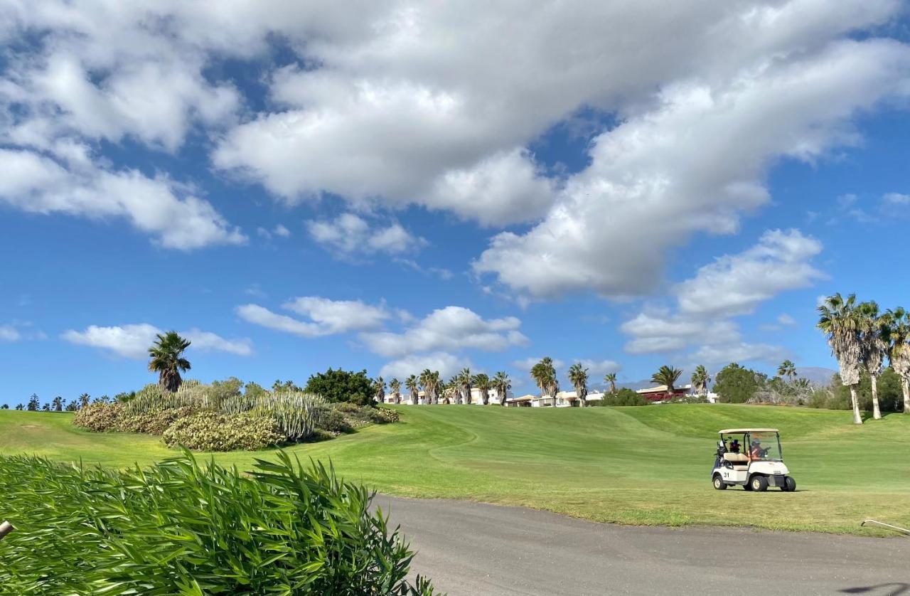 Juangy'S Apartments In Las Adelfas Golf Del Sur 산미겔데아보나 외부 사진